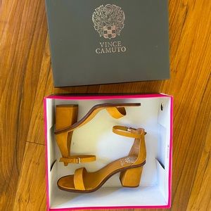 (New) Vince Camuto heel leather sandals size 6.5